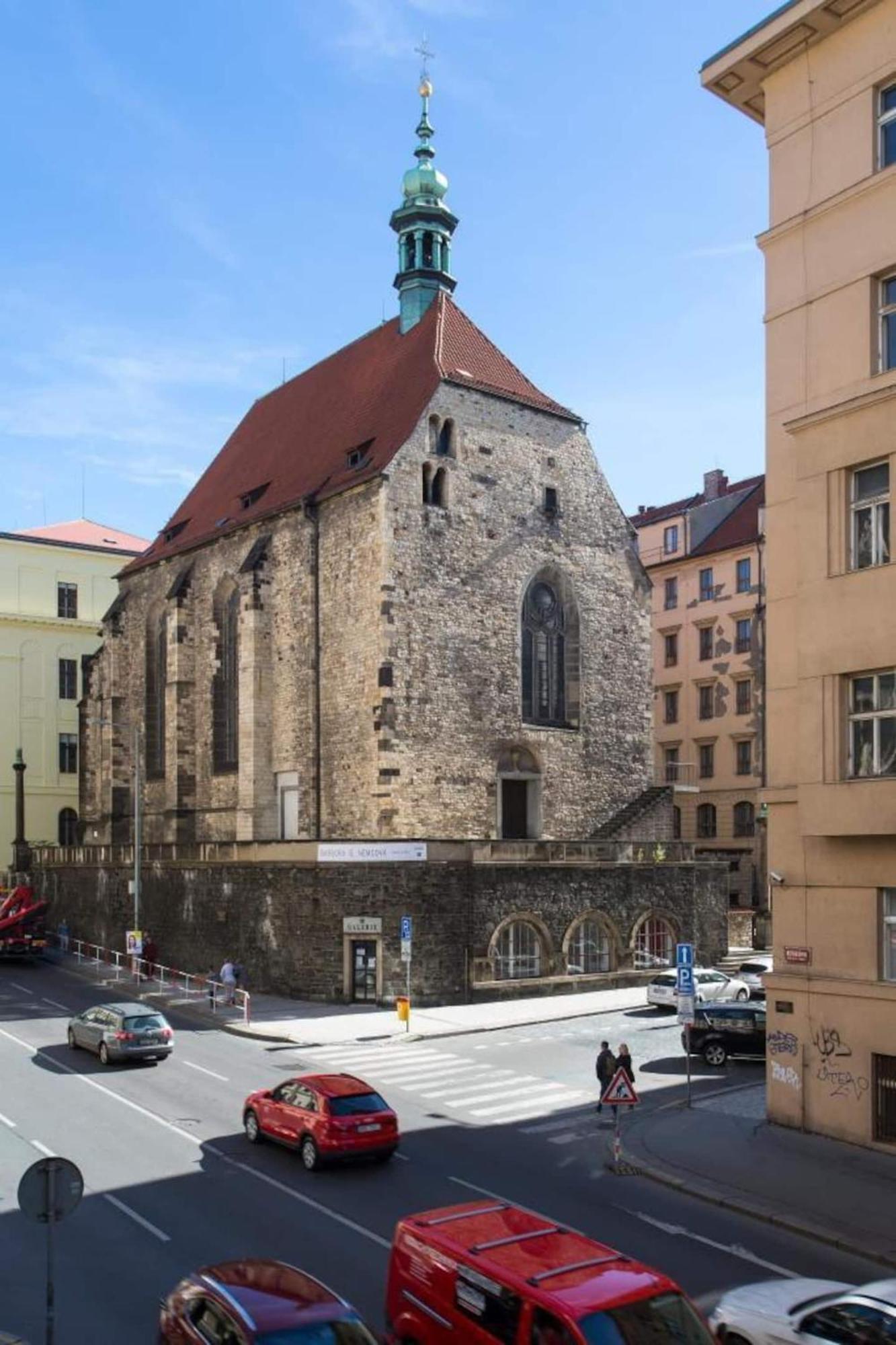 Place Of Grace - 50 Meters From Dancing House Prague Luaran gambar