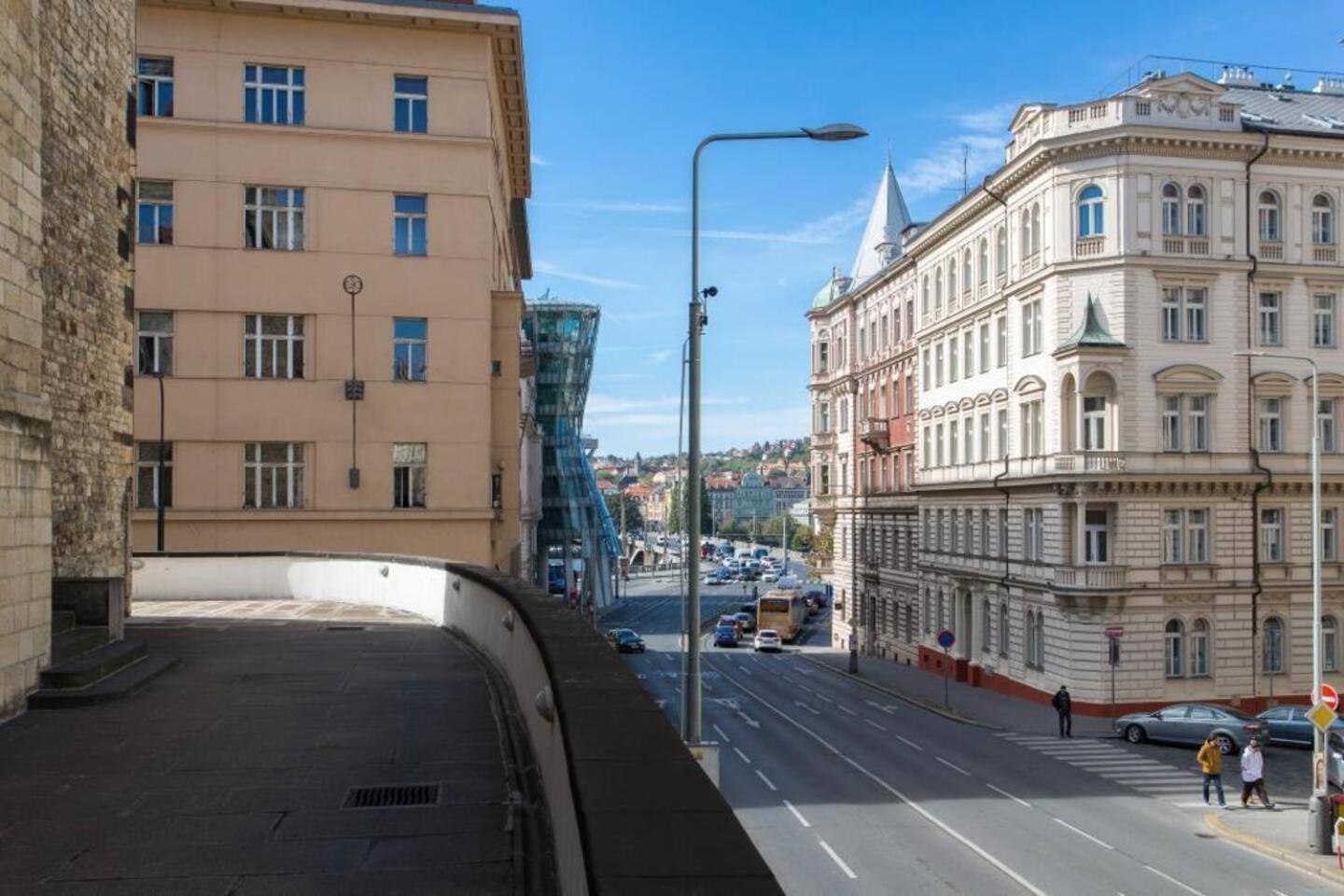 Place Of Grace - 50 Meters From Dancing House Prague Luaran gambar